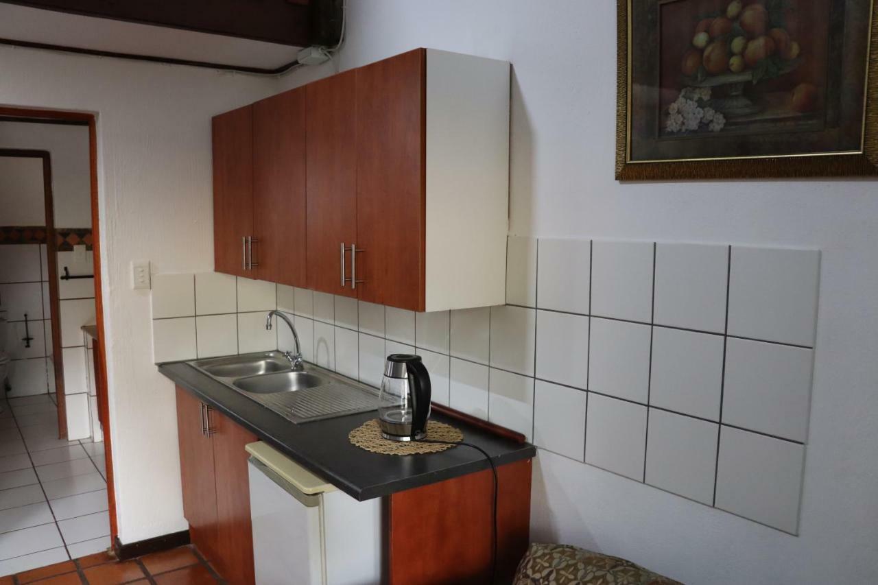 Greenwoods Self-Catering Pretoria Exterior photo
